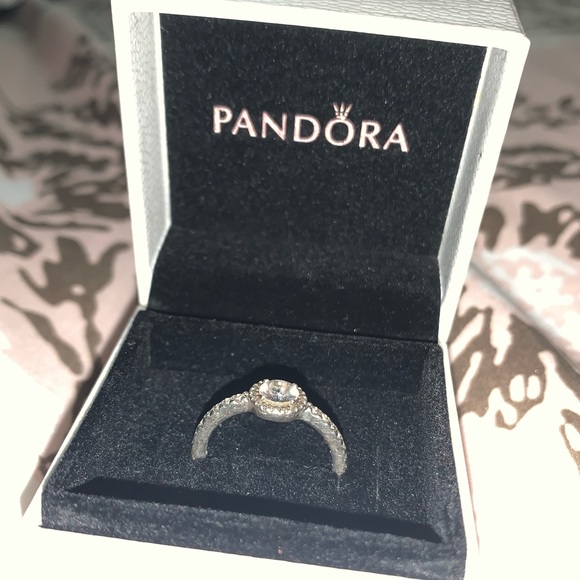PANDORA RING - Picture 1 of 3